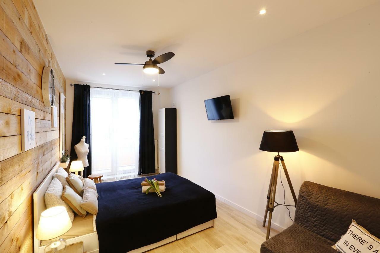 Apartamenty Sienkiewicza - Bezplatny Parking, Centrum, Park, Fv Kielce Extérieur photo